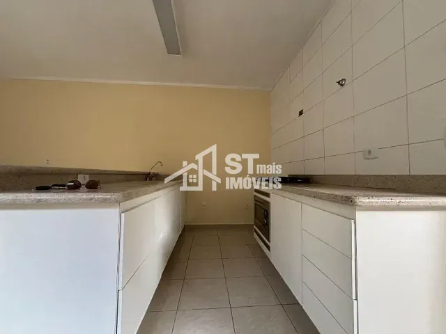 Sobrado com 150m² 3 quartos e 1 banheiro, à venda, no bairro Jardim Portal Sol em Andradas