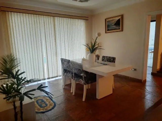 Sobrado 4 quartos e 7 banheiros, à venda, no bairro Jardim em Santo André