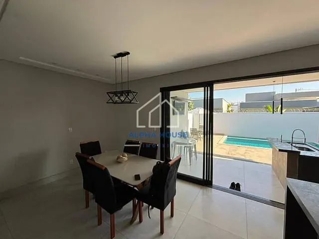 Casa com 264m² 3 quartos e 3 banheiros, à venda, no bairro Parque das Nações em Pindamonhangaba