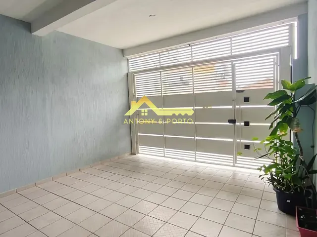 Sobrado com 102m² 2 quartos e 2 banheiros, à venda, no bairro Jardim Vila Galvão em Guarulhos