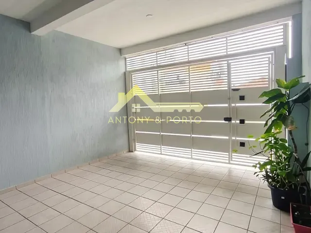 Sobrado com 102m² 2 quartos e 2 banheiros, à venda, no bairro Jardim Vila Galvão em Guarulhos