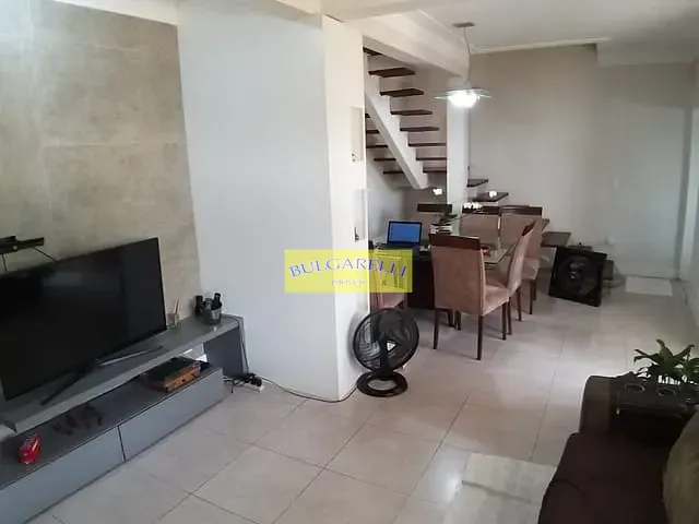 Sobrado com 300m² 3 quartos e 4 banheiros, à venda, no bairro Jardim Paulista II em Jundiaí