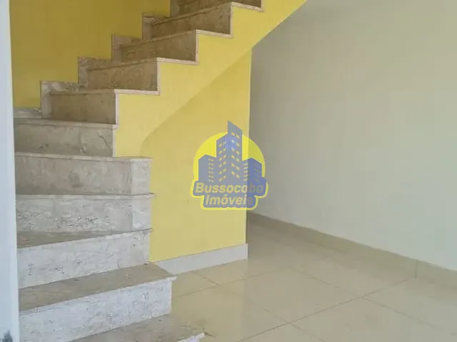 Sobrado com 125m² 3 quartos e 2 banheiros, à venda, no bairro Bela Vista em Osasco