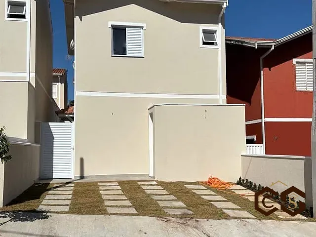 Sobrado com 140m² 3 quartos e 2 banheiros, à venda, no bairro Parque Residencial Indaiá em Indaiatuba