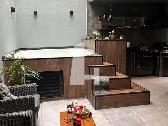 Sobrado com 220m² 3 quartos e 4 banheiros, à venda, no bairro Gopoúva em Guarulhos