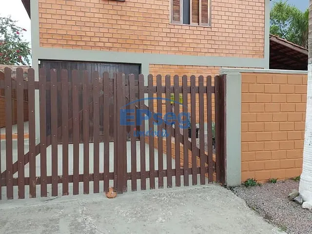 Sobrado com 384m² 4 quartos e 4 banheiros, à venda, no bairro Continental em Itapoá