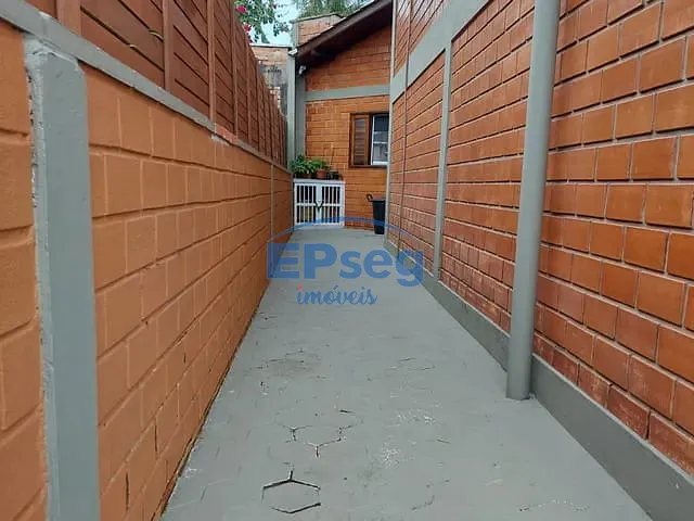 Sobrado com 384m² 4 quartos e 4 banheiros, à venda, no bairro Continental em Itapoá