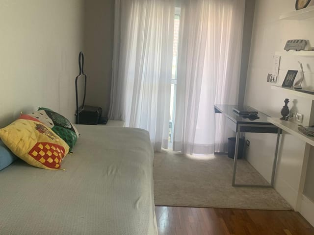 Sobrado com 307m² 4 quartos e 4 banheiros, à venda, no bairro Vila Gumercindo em São Paulo