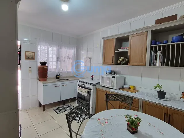 Sobrado com 75m² 2 quartos e 2 banheiros, à venda, no bairro Jardim Águas Claras em Bragança Paulista
