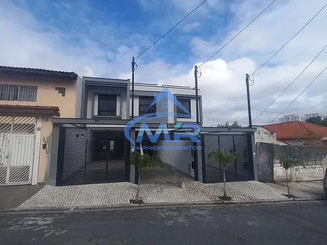 Sobrado 3 quartos e 4 banheiros, à venda, no bairro Vila Granada em São Paulo