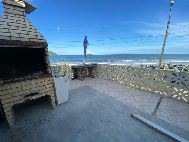 Foto do Sobrado - Sobrado Frente Mar na Boca da Barra à venda, Bairro Centro, Balneário Barra do Sul, SC | North Center