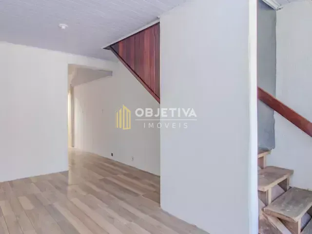 Sobrado com 134m² 2 quartos e 1 banheiro, à venda, no bairro Floresta em Porto Alegre