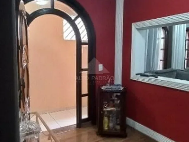 Sobrado com 188m² 3 quartos e 1 banheiro, à venda, no bairro Jardim Anchieta em Mauá