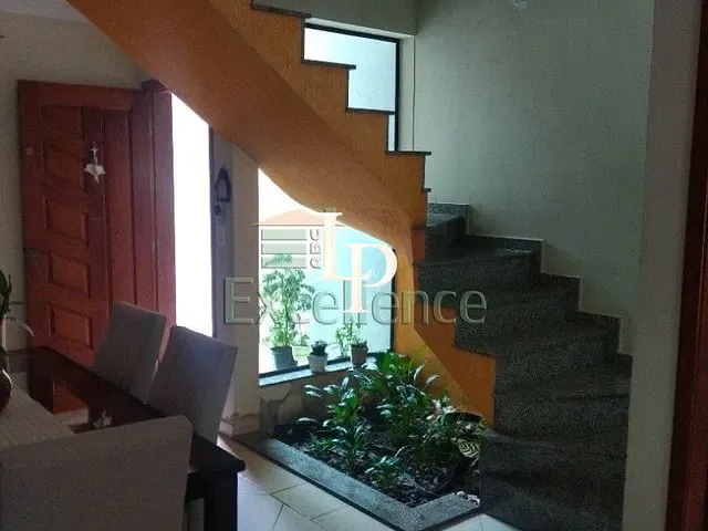 Sobrado com 180m² 3 quartos e 2 banheiros, à venda, no bairro Vila Independencia em São Paulo