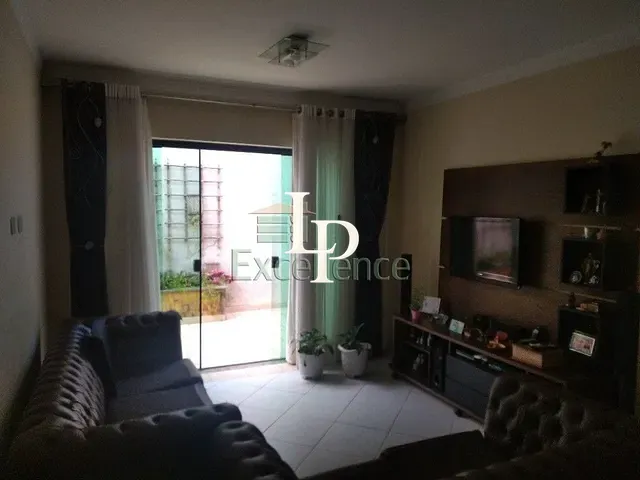 Sobrado com 180m² 3 quartos e 2 banheiros, à venda, no bairro Vila Independencia em São Paulo