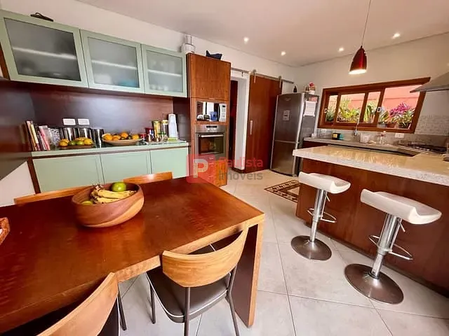Sobrado com 200m² 3 quartos e 4 banheiros, à venda, no bairro Vila Nova Caledônia em São Paulo