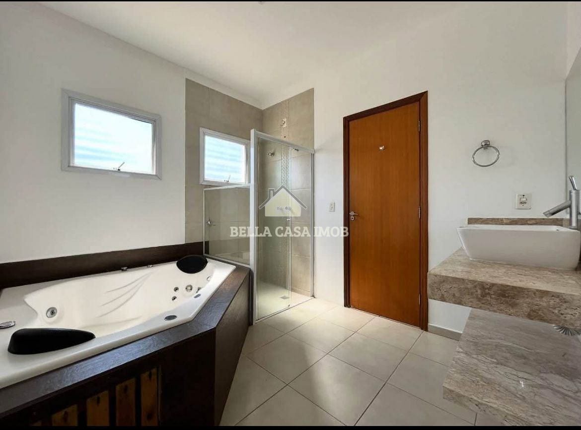Sobrado à venda e aluguel com 3 quartos, 205m² - Foto 9