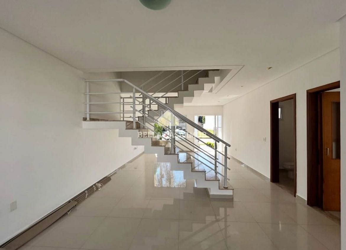 Sobrado à venda e aluguel com 3 quartos, 205m² - Foto 2