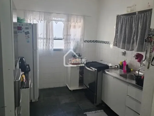 Sobrado 2 quartos e 2 banheiros, à venda, no bairro Jardim Las Palmas em Guarujá