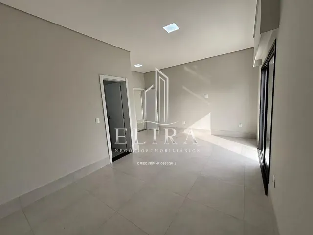 Sobrado com 300m² 3 quartos e 4 banheiros, à venda, no bairro Parque Nova Carioba em Americana