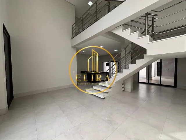 Sobrado com 300m² 3 quartos e 4 banheiros, à venda, no bairro Parque Nova Carioba em Americana