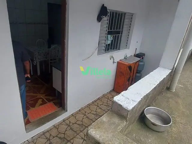 Sobrado com 130m² 3 quartos e 2 banheiros, à venda, no bairro Jardim Caiubi em Itaquaquecetuba