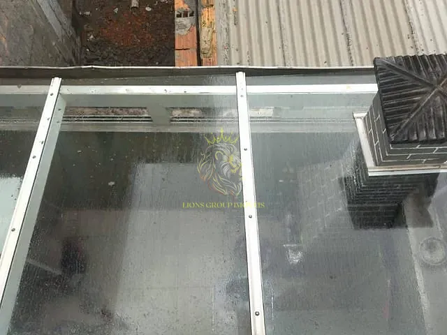Sobrado 2 quartos e 2 banheiros, à venda, no bairro Lídia Duarte em Camboriú