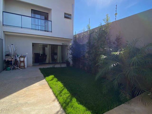 Foto do Sobrado - Sobrado à venda, Jardim Espanha, Apucarana, PR | J. Mareze Imóveis Ltda