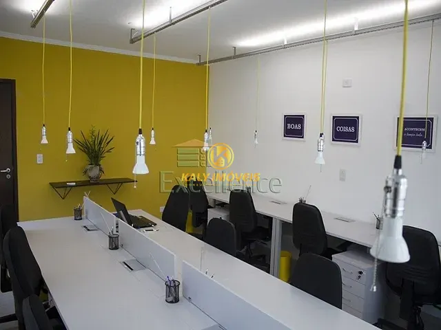Sobrado com 180m² 5 quartos e 6 banheiros, à venda, no bairro Olímpico em São Caetano do Sul