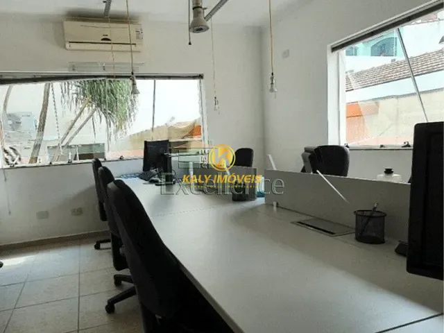 Sobrado com 180m² 5 quartos e 6 banheiros, à venda, no bairro Olímpico em São Caetano do Sul