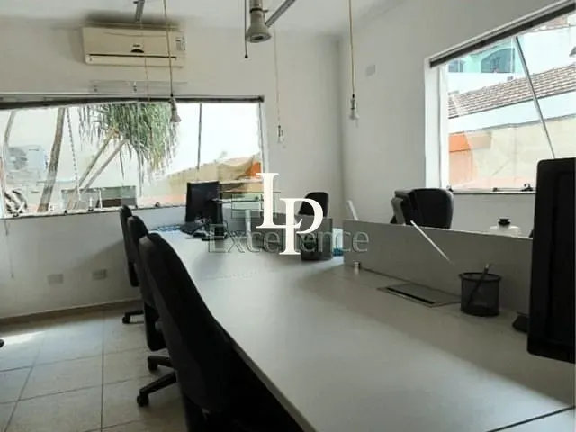 Sobrado com 180m² 5 quartos e 6 banheiros, à venda, no bairro Olímpico em São Caetano do Sul