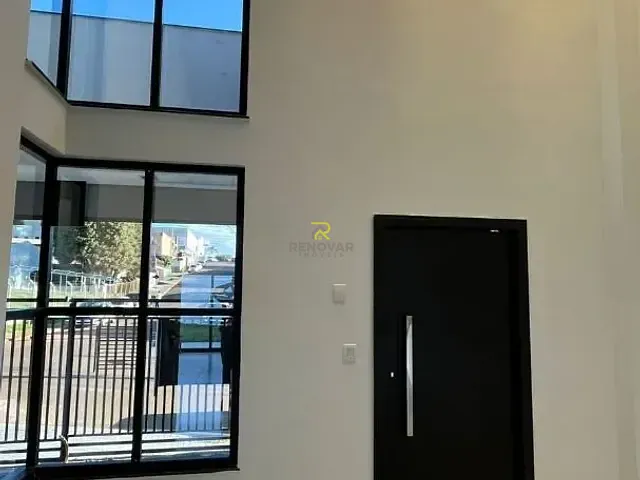 Sobrado com 215m² 3 quartos e 2 banheiros, à venda, no bairro Bonsucesso em Guarapuava