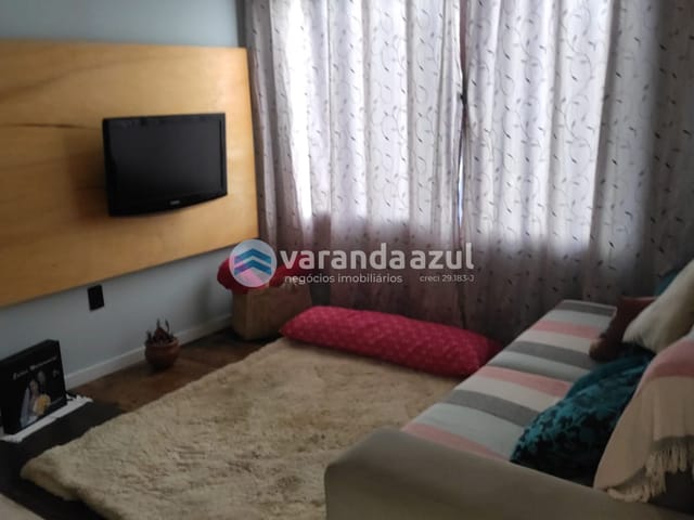 Sobrado com 184m² 3 quartos e 3 banheiros, à venda, no bairro Vila Áurea Maria em Mogi das Cruzes