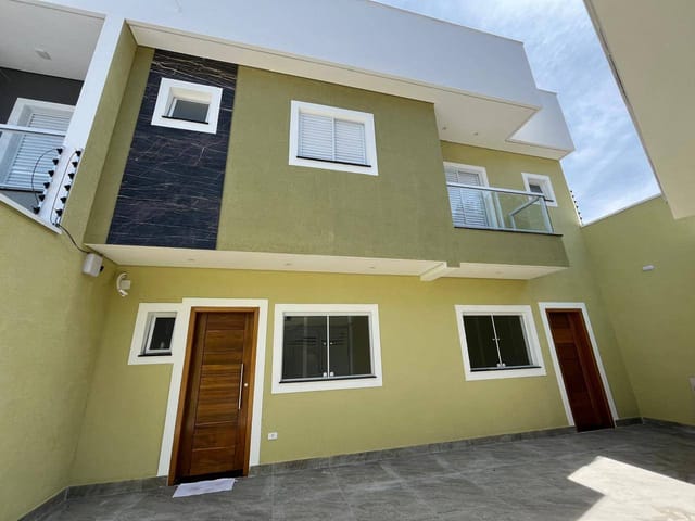 Sobrado com 76m² 2 quartos e 1 banheiro, à venda, no bairro Parque Jaçatuba em Santo André