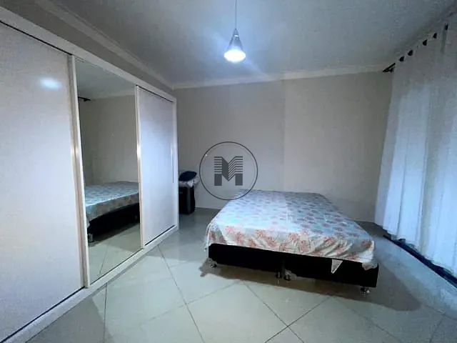 Sobrado 3 quartos e 2 banheiros, à venda, no bairro Vila Mariana em Aparecida