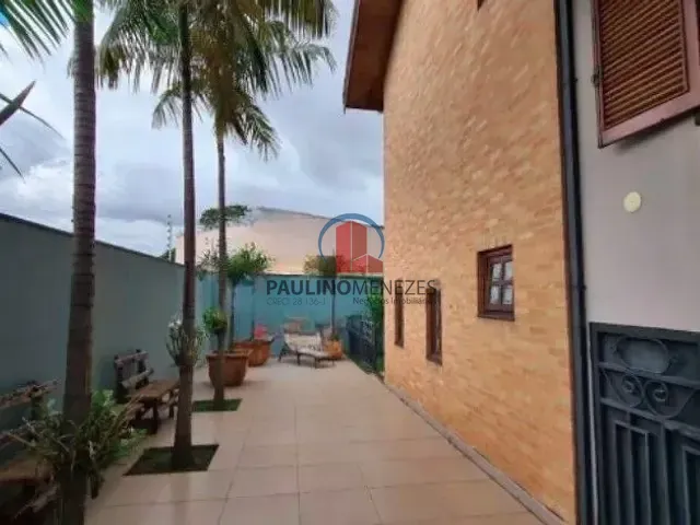 Sobrado com 468m² 3 quartos e 1 banheiro, à venda, no bairro Jardim Ipiranga em Americana