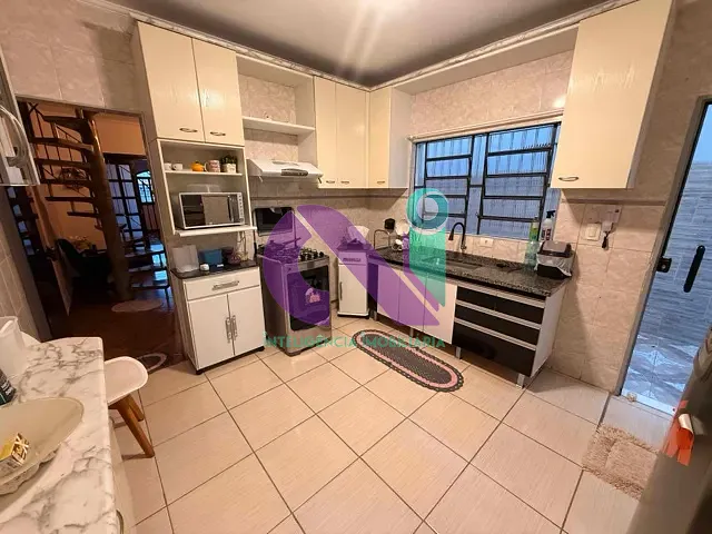 Sobrado com 128m² 3 quartos e 3 banheiros, à venda, no bairro Vila Yolanda em Osasco