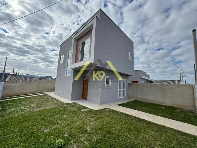 Sobrado com 170m² 3 quartos e 3 banheiros, à venda, no bairro São Gabriel em Colombo