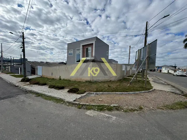 Sobrado com 170m² 3 quartos e 3 banheiros, à venda, no bairro São Gabriel em Colombo