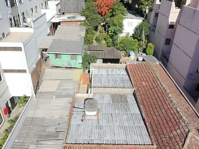 Sobrado 3 quartos e 3 banheiros, à venda, no bairro Auxiliadora em Porto Alegre