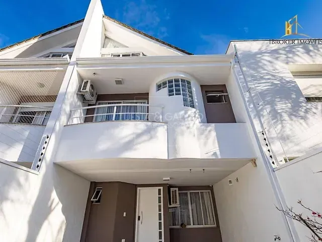 Sobrado com 186m² 4 quartos e 4 banheiros, à venda, no bairro Ecoville em Curitiba