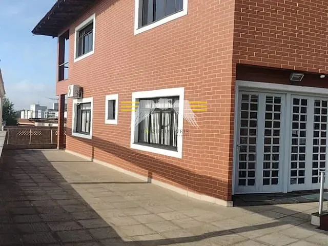 Sobrado com 254m² 3 quartos e 8 banheiros, à venda, no bairro Jardim Record em São Paulo