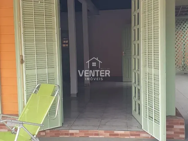 Sobrado com 353m² 3 quartos e 4 banheiros, à venda, no bairro Enseada em Guarujá