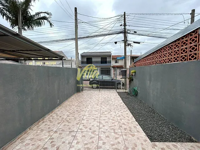 Sobrado com 113m² 2 quartos e 2 banheiros, à venda, no bairro Cidade Industrial em Curitiba