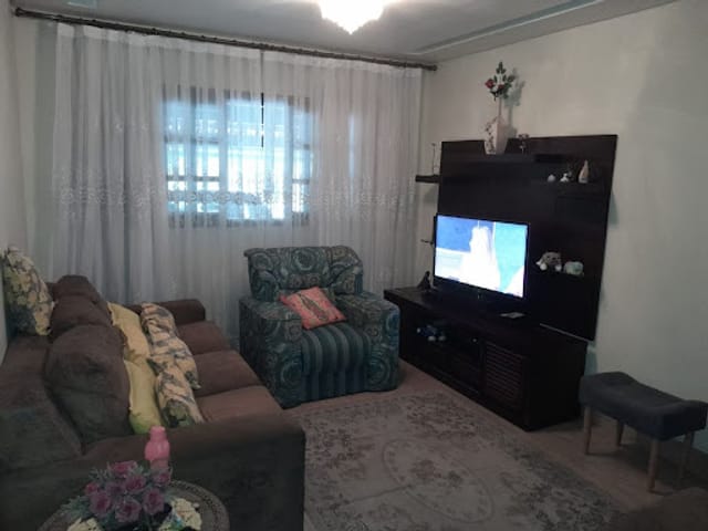 Sobrado 2 quartos e 1 banheiro, à venda, no bairro Jardim América em Guarulhos