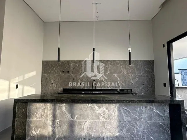 Sobrado com 250m² 3 quartos e 4 banheiros, à venda, no bairro Itapeva em Votorantim