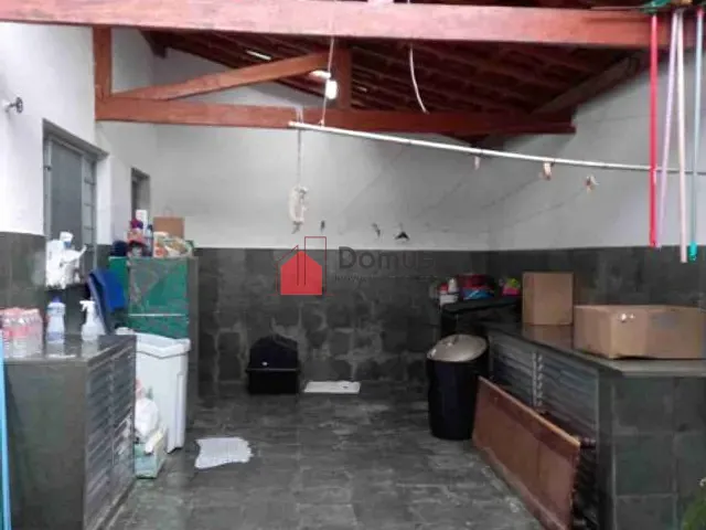 Sobrado com 226m² 3 quartos e 1 banheiro, à venda, no bairro Jardim Rosely em Pindamonhangaba