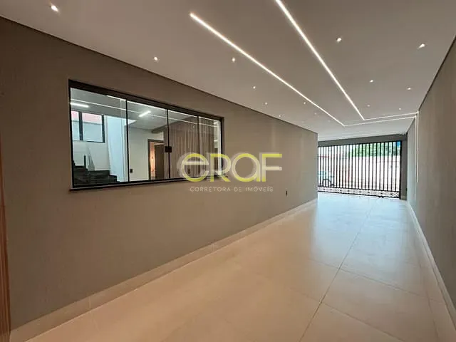Sobrado com 180m² 4 quartos e 5 banheiros, à venda, no bairro Formosinha em Formosa