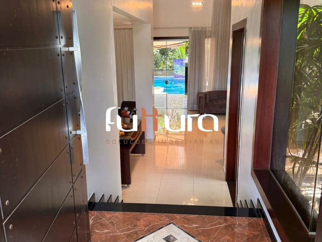 Sobrado com 1230m² 4 quartos e 8 banheiros, à venda, no bairro Residencial Alphaville Flamboyant em Goiânia