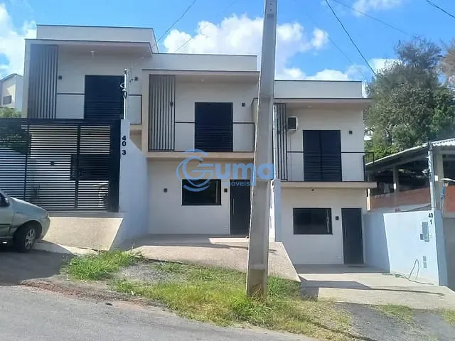 Sobrado com 80m² 2 quartos e 1 banheiro, à venda, no bairro Chácaras Luzia Vicente em Bragança Paulista